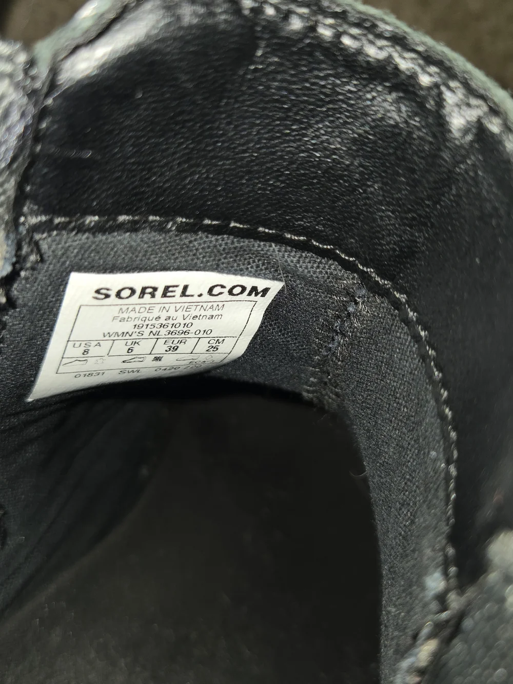 Sorel Black Leather Ankle Chelsea Booties